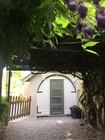 Le Buis Villa Genval Exteriör bild